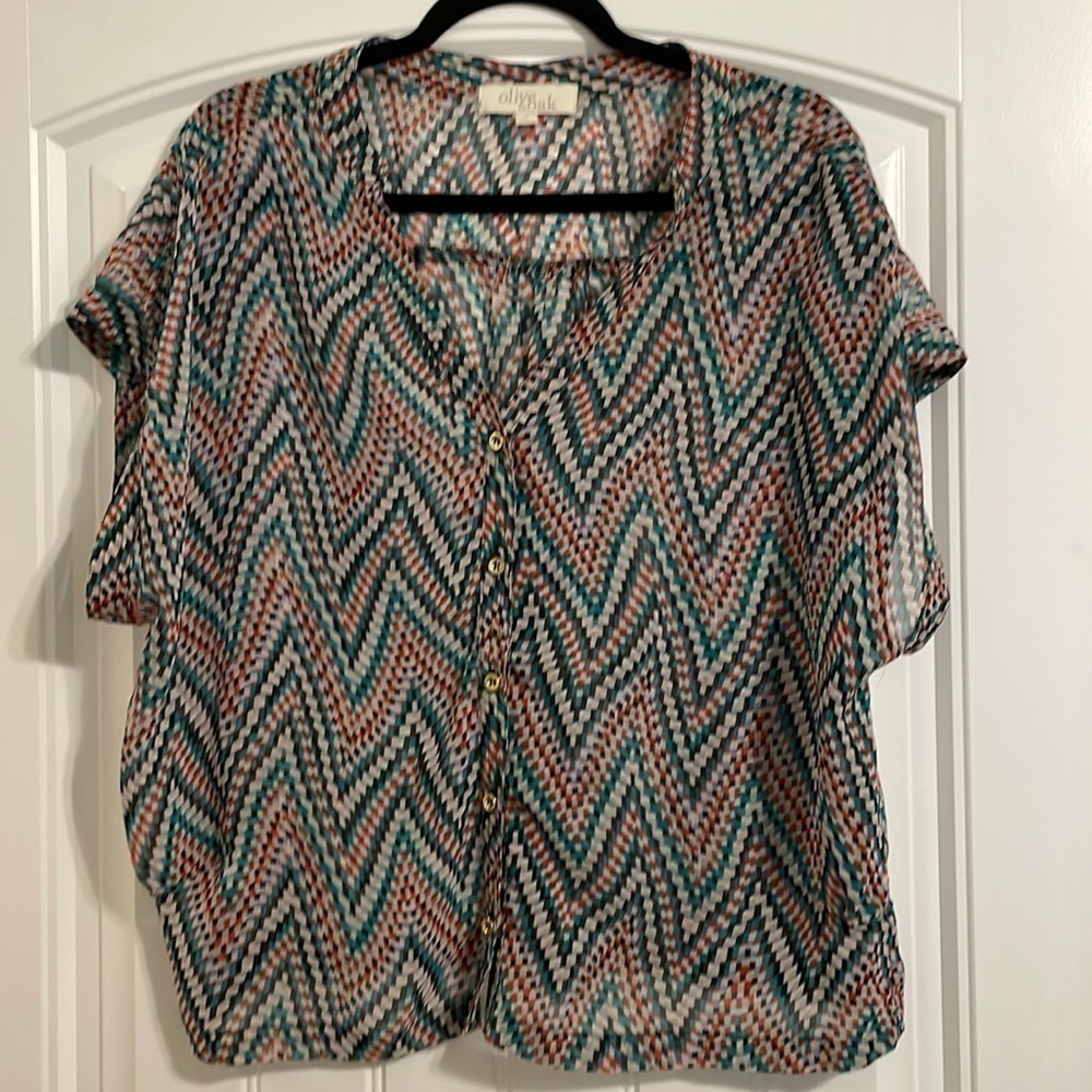Olive & Oak Women’s Tunic Red & Green Sheer Geometric Contemporary Bohemian